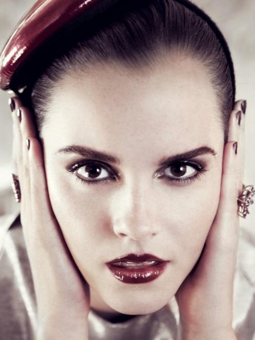 Emma Watson Photoshoot 2009. emma watson vogue photo shoot